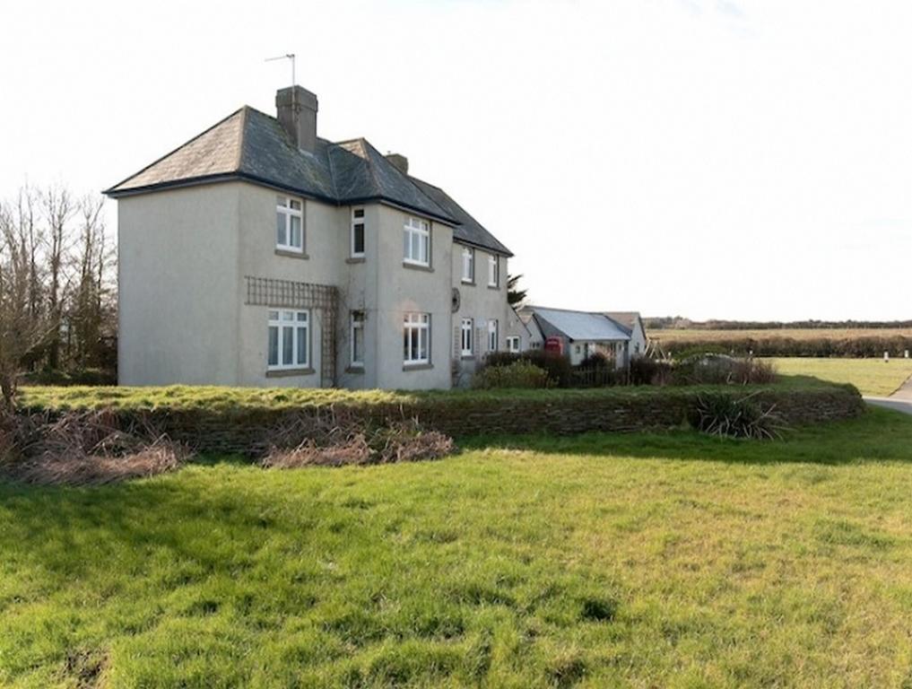 Penhalt Farm Apartment Bude Exteriör bild